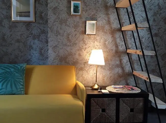 900 Meters From Metro&station Ceva Lägenhet